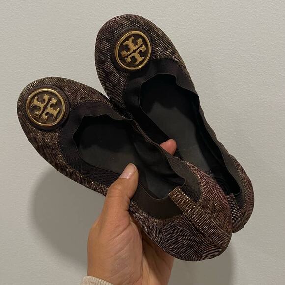 Classic Tory Burch Flats  Leather Sole Golden Brown Animal Print 5.5 us - Picture 1 of 10